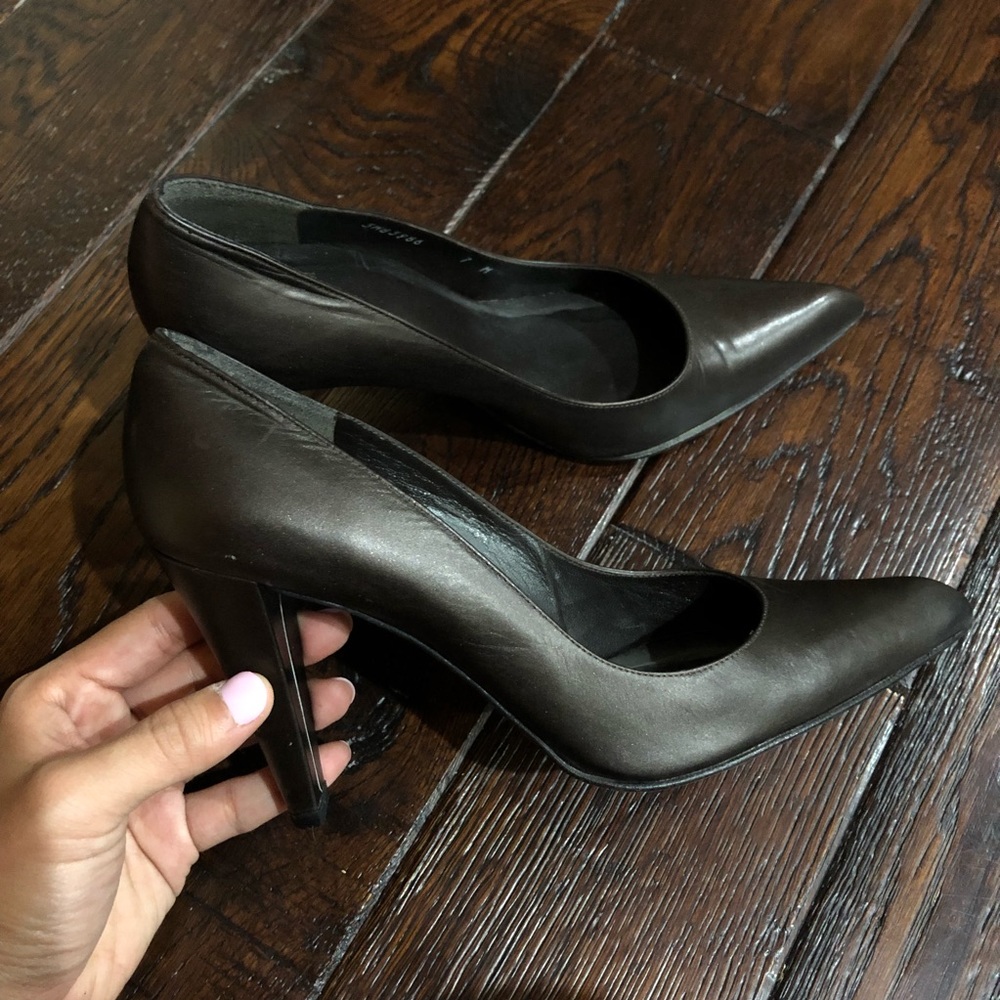Stuart Weizman Heels Size 7 - image 1